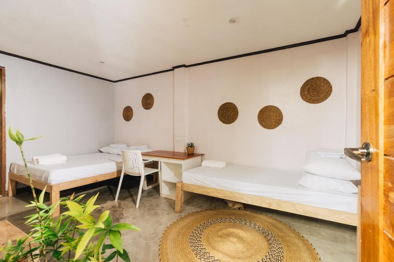 ג'נרל לונה Higala Hostel Siargao מראה חיצוני תמונה